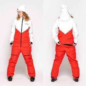 Oneskee Women's Mark VII Snowsuit Women's Snow Suit/ size 4 New